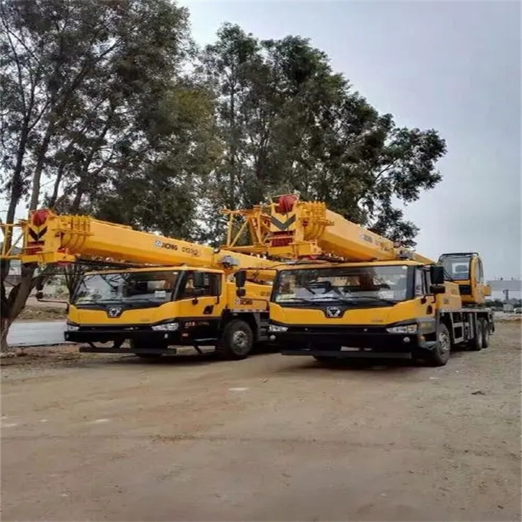 三角镇吊车吊装玻璃方案